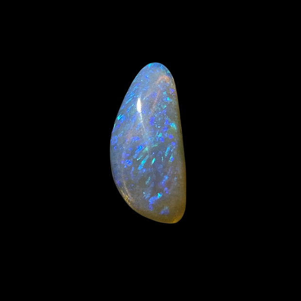 Solid crystal opal - 11581