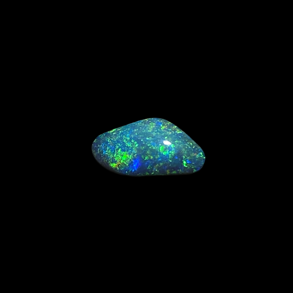 Solid black opal – 11588