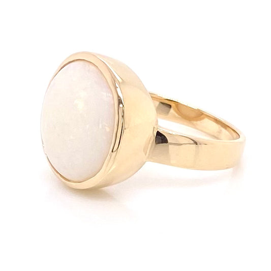 Ring - Solid opal Gr 131