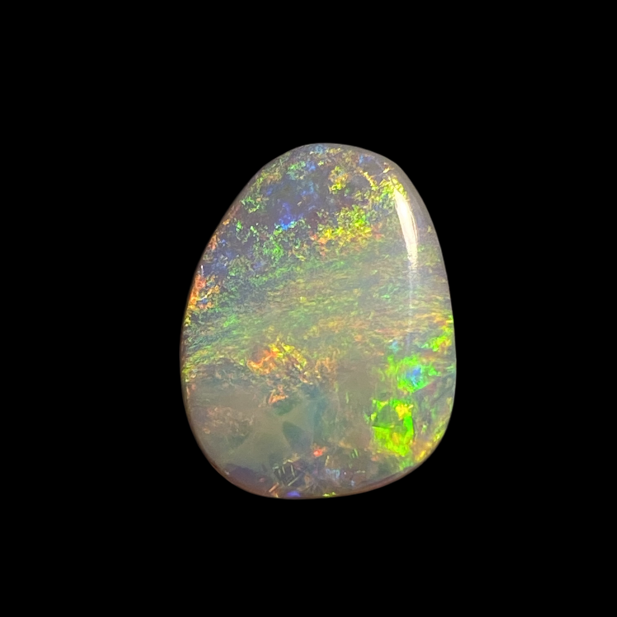 Solid light opal – 11624