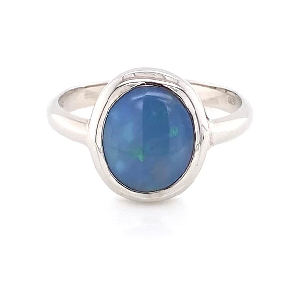 Ægte solid crystal opal fra Australien indfattet i sterling sølv.