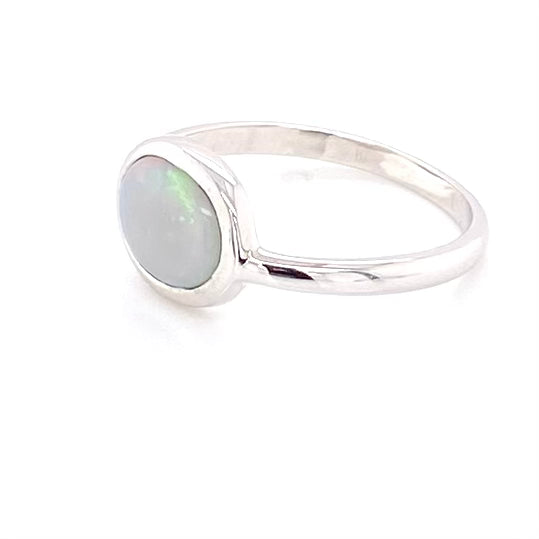 Ægte solid crystal opal fra Australien indfattet i sterling sølv