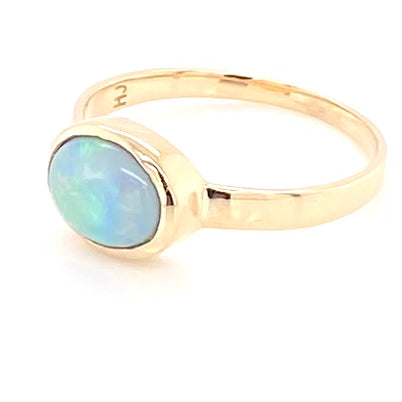 Ring - Solid opal Gr 136