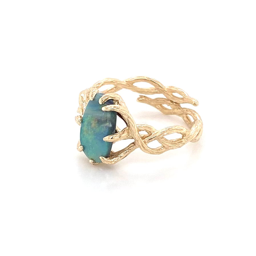 Ring - Solid opal Gr 141