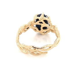 Ring med solid sort opal fra Australien i 14 Kt. guld. Kommer med certifikat.