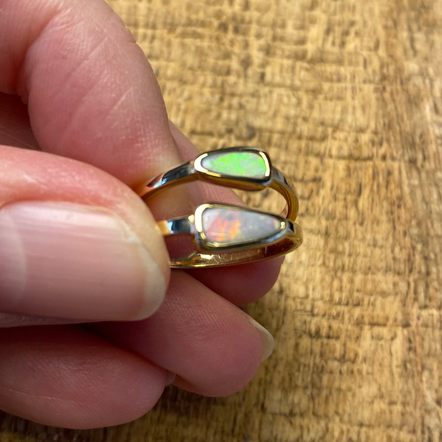Ring - solid Boulder Opal Gr 144