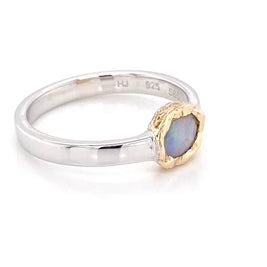 Ægte solid crystal opal fra Australien indfattet i 14 karat guld og sterling sølv.