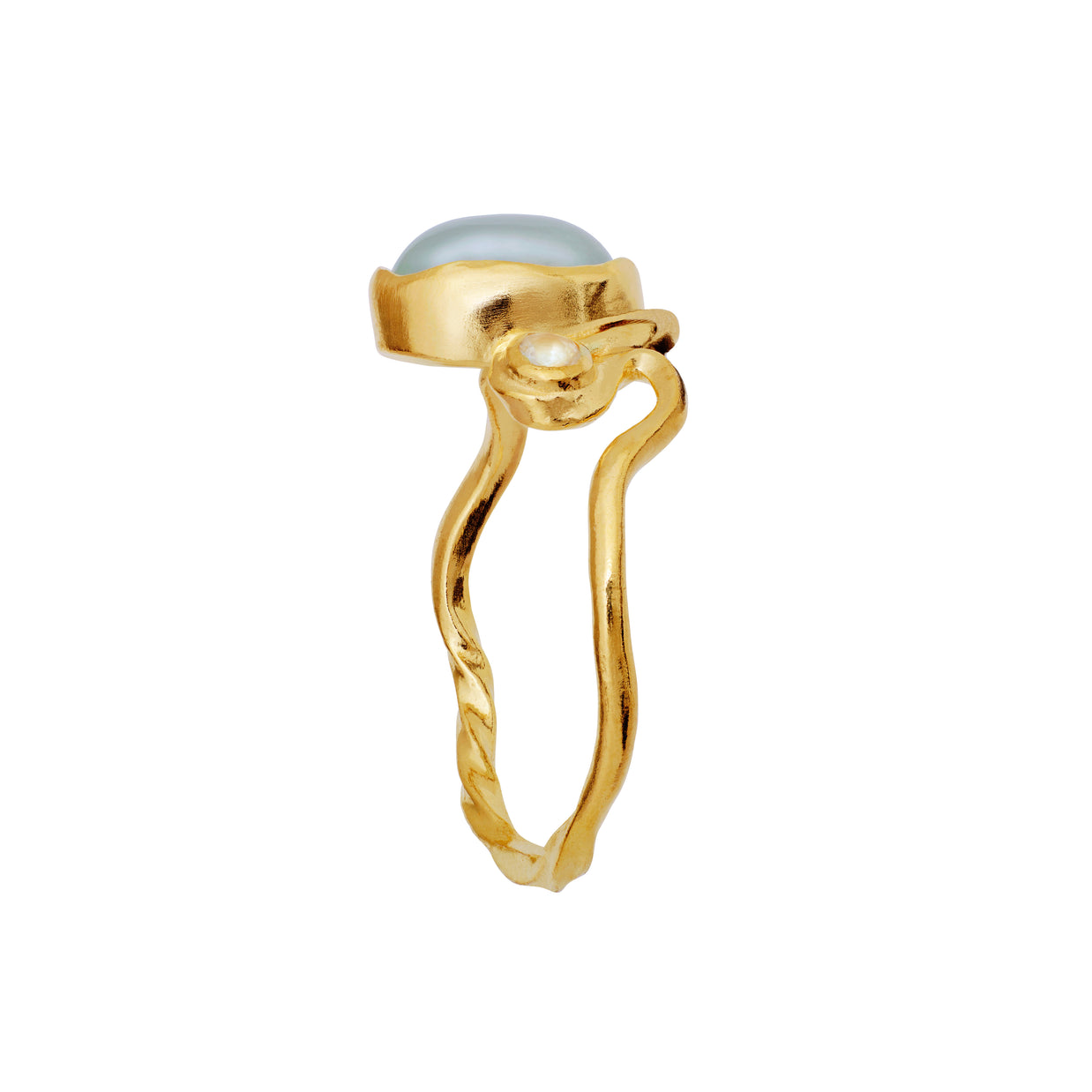 Lorelei ring fra Maanesten. Forgyldt sølv.