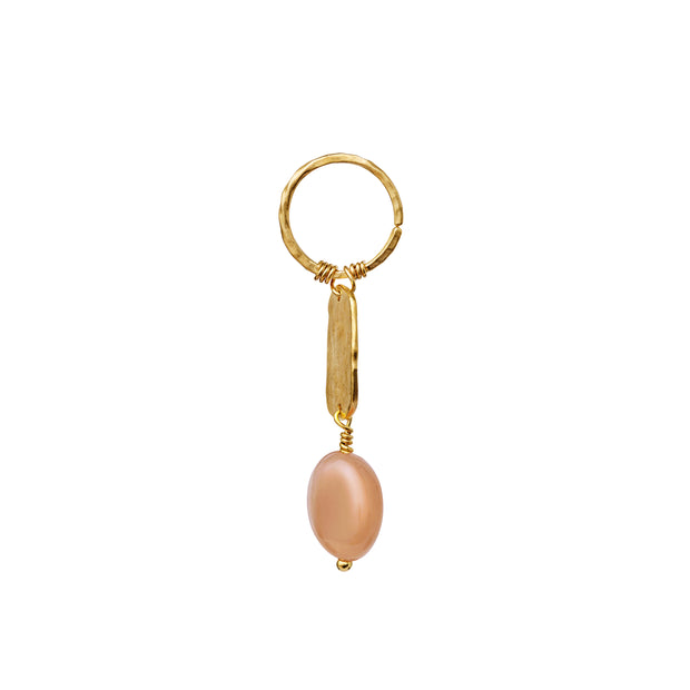 Sacral Chakra Single ørering fra Maanesten i forgyldt sølv.
