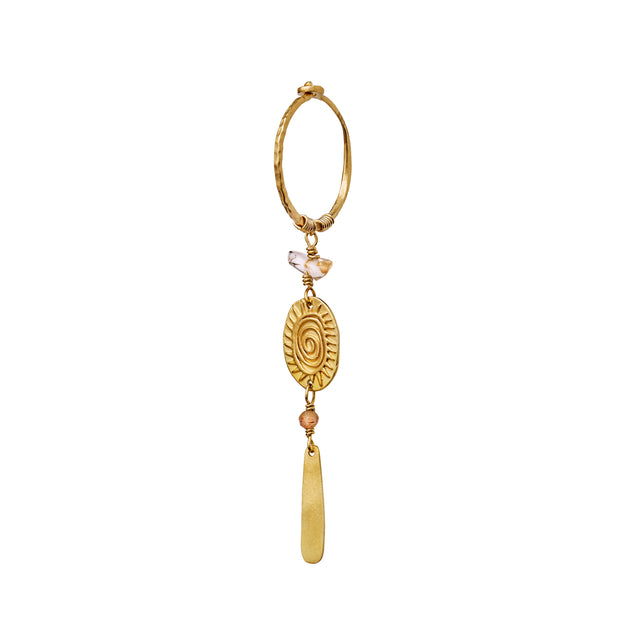 Solar Plexus Chakra Single ørering fra Maanesten i forgyldt sølv.
