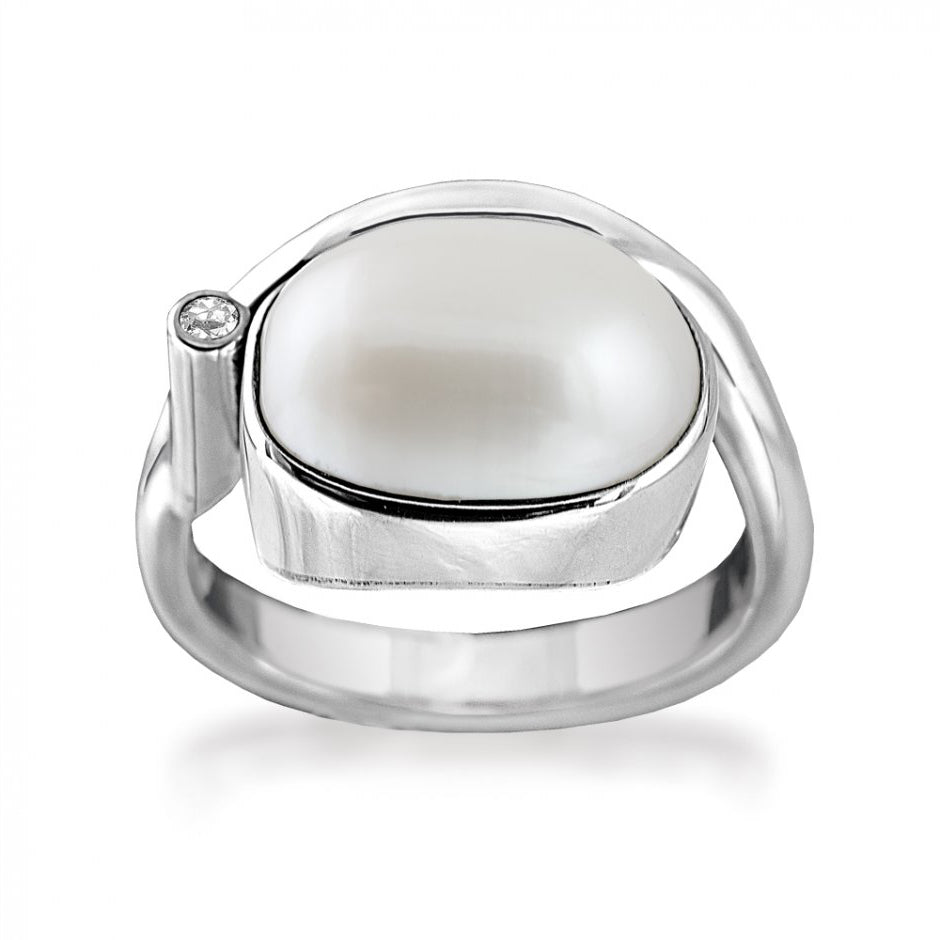 Ring - Majestic White
