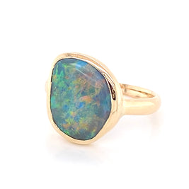 Fantastisk ring med ægte solid opal fra vores opal mine i Lightning Ridge, Australien. Kommer med certifikat