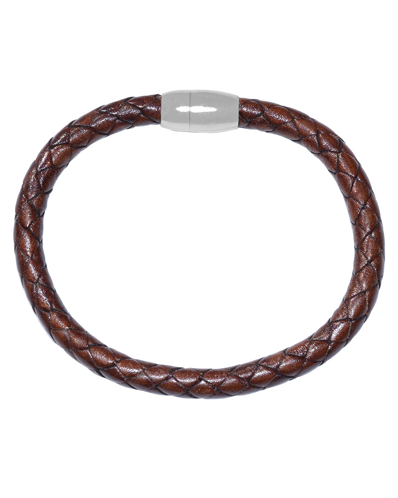 Armbånd lavet af ægte håndflettet kænguro læder og låsen er magnetisk rustfri stål.
