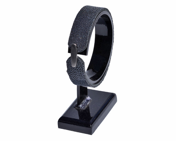 Flat pilrokke armbånd med sølv lås