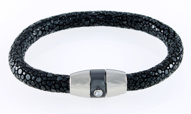 Pilrokke armbånd fra Jensen Opals.  Blank magnet lås.