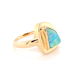 Guld ring i 14 karat med ægte solid boulder opal fra Australien