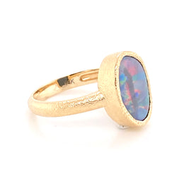 Fantastisk ring med ægte solid opal fra vores opal mine i Lightning Ridge, Australien. Kommer med oprindelses certifikat. 