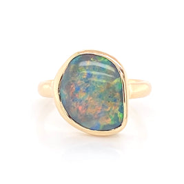 Fantastisk ring med ægte solid opal fra vores opal mine i Lightning Ridge, Australien. Kommer med certifikat