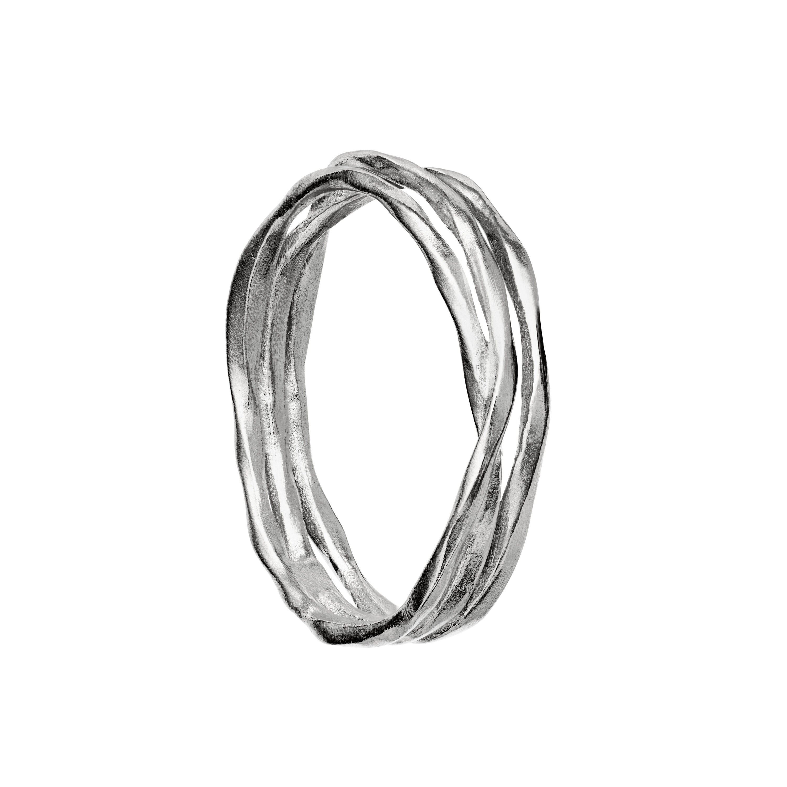 Suki ring fra Maanesten. Sterling sølv.